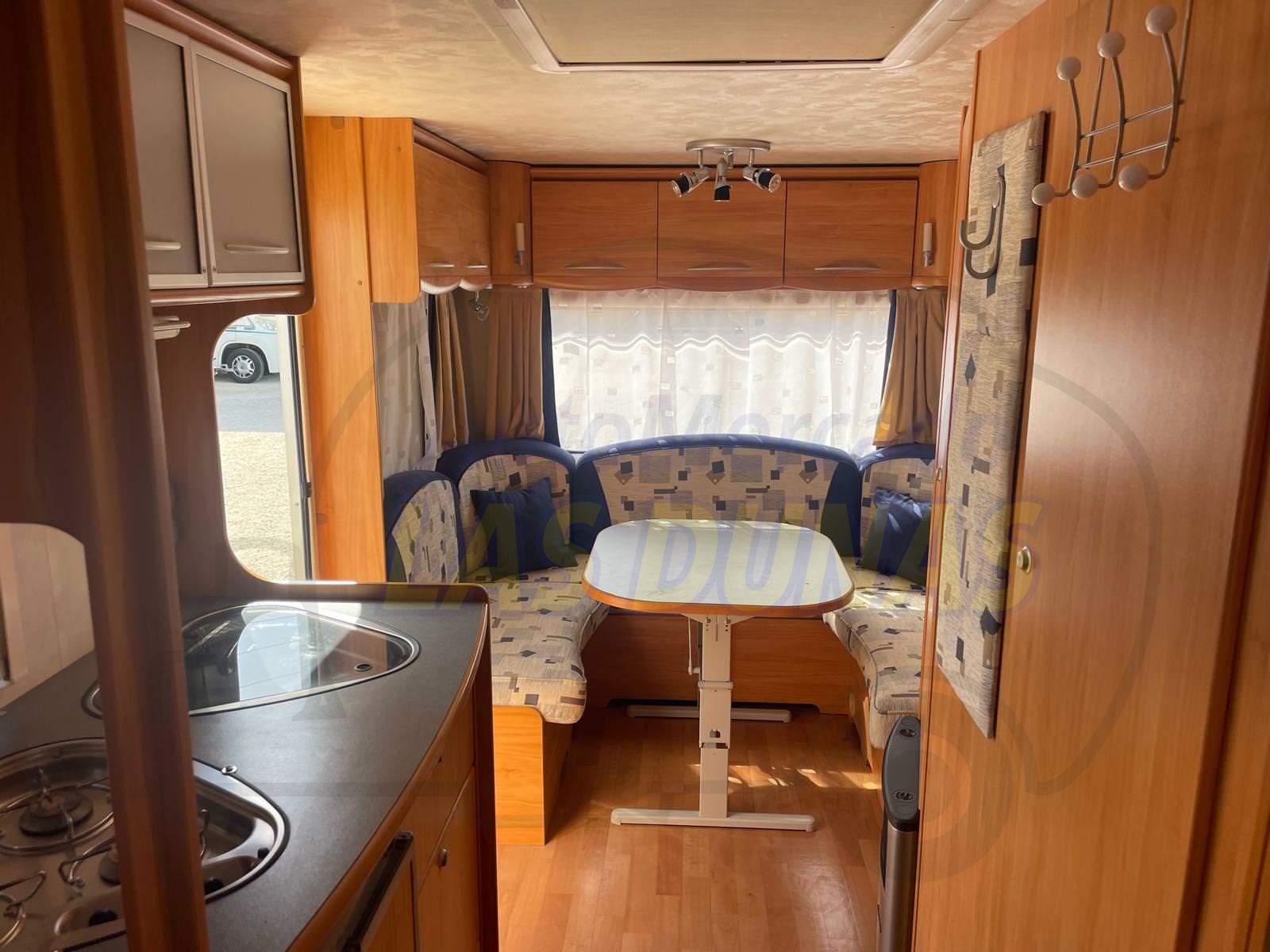 c7e2f09a-9dff-4c47-a1db-ff62902cab81